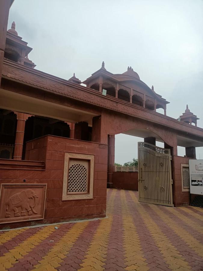 Hotel Rajwada Palace أورشها المظهر الخارجي الصورة