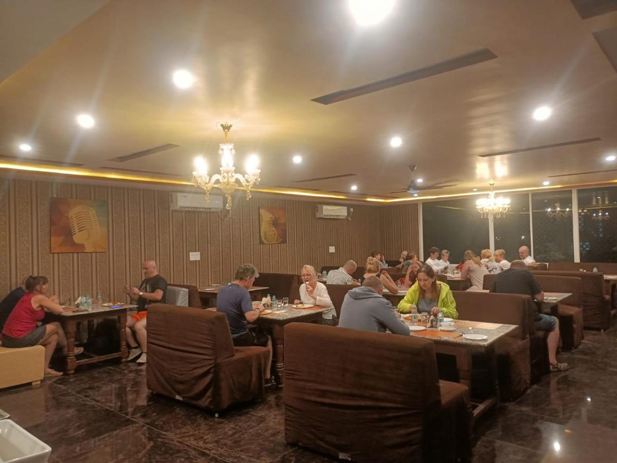 Hotel Rajwada Palace أورشها المظهر الخارجي الصورة